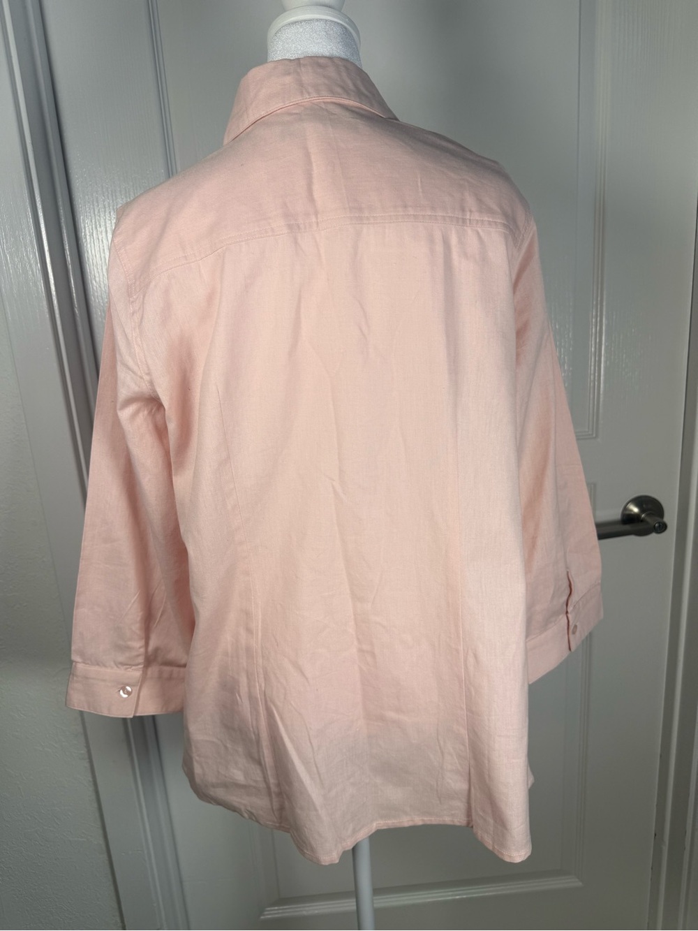 Chadwicks Light Pink Button-Front Women's Shirt size 12 (044) - Picture 4 of 7